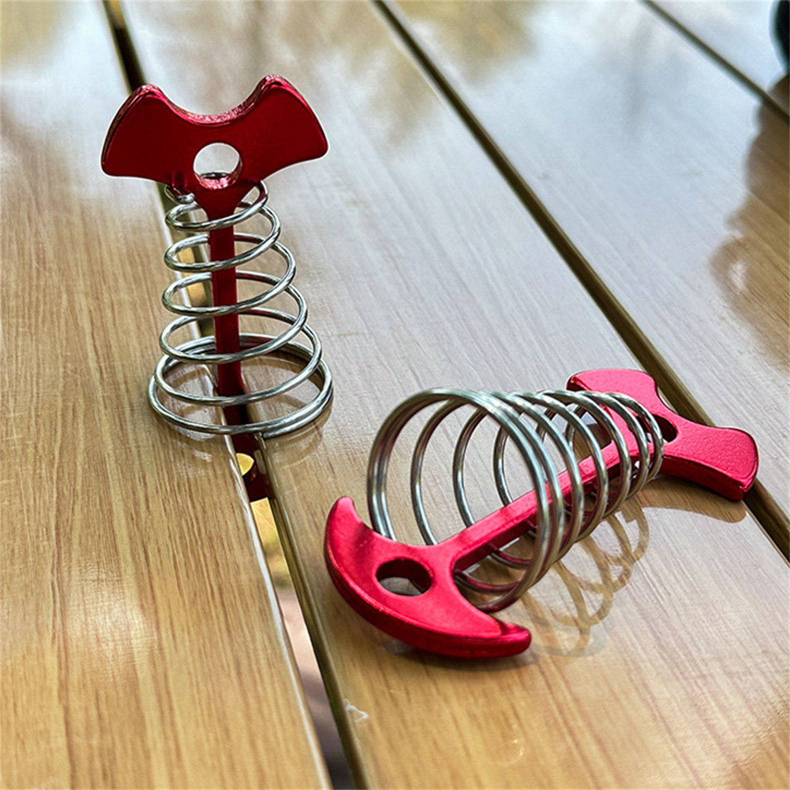 Outdoor Camping Decke - 8個入り調整可能なプランクフロアースプリングフィッシュボーンアンカーテントペグバックル屋外オーニングデッキステーク固定釘キャンプテントフック