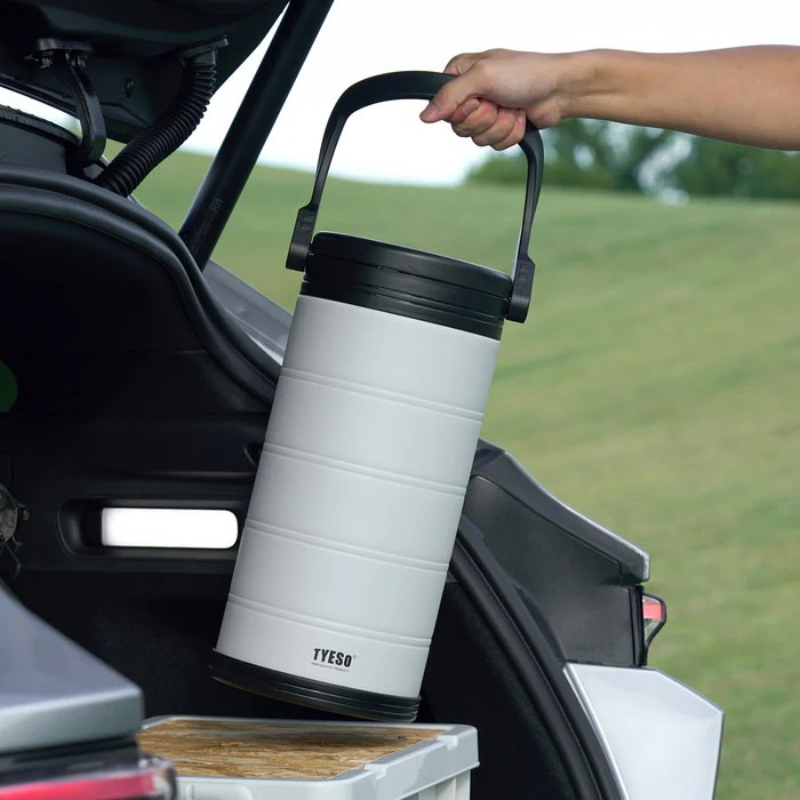 TYESO 大容量真空断熱ポータブルクーラー アウトドアキャ - Outdoor Camping Storage Box のレビューと価格