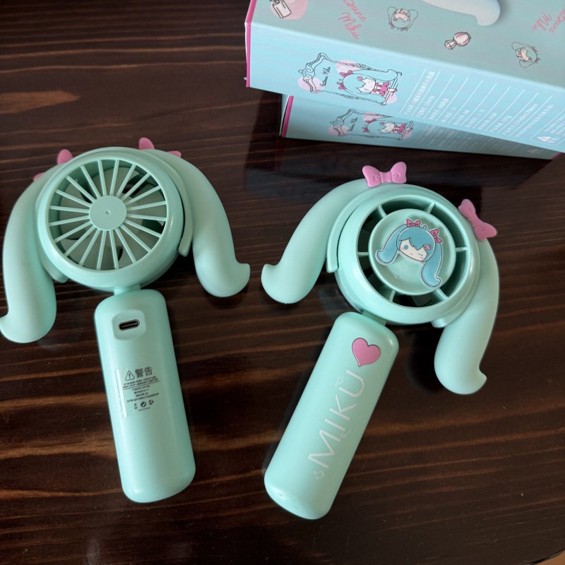 初音ミクミニハンドヘルドファン冷却ファン家庭用オフィス旅行ア - Outdoor Camping Ventilator のレビューと価格